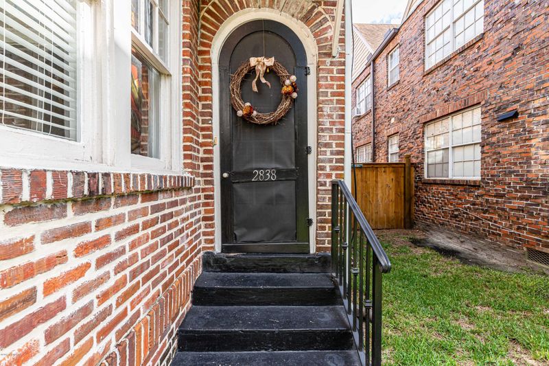 2832 Herschel St, Jacksonville, FL 32205