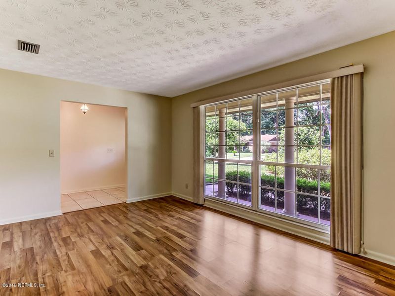 2832 Paces Ferry Rd W, Orange Park, FL 32073