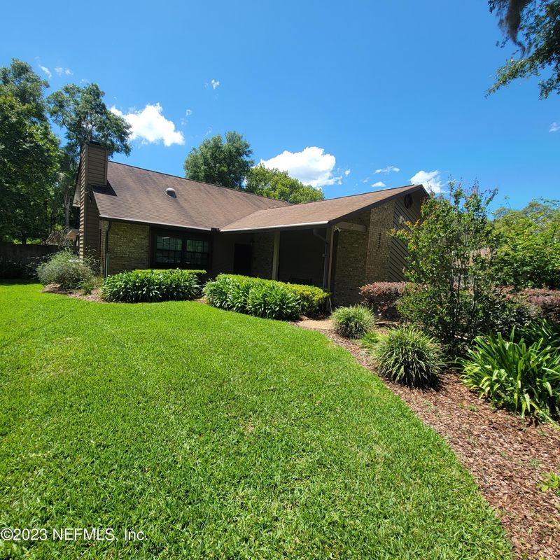 2832 Plummer Cove Rd, Jacksonville, FL 32223