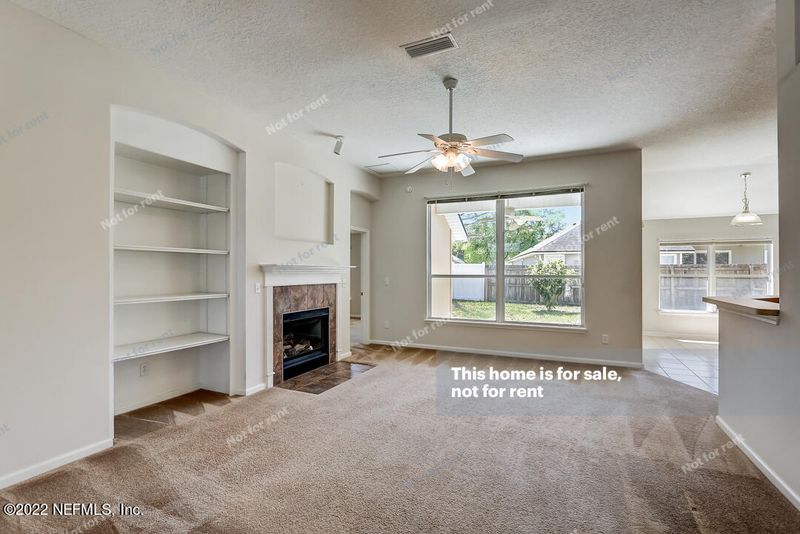 2834 Spotted Eagle Dr, Jacksonville, FL 32226