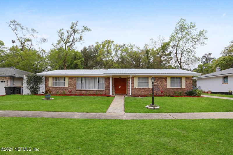 2838 Annette Cir, Jacksonville, FL 32216