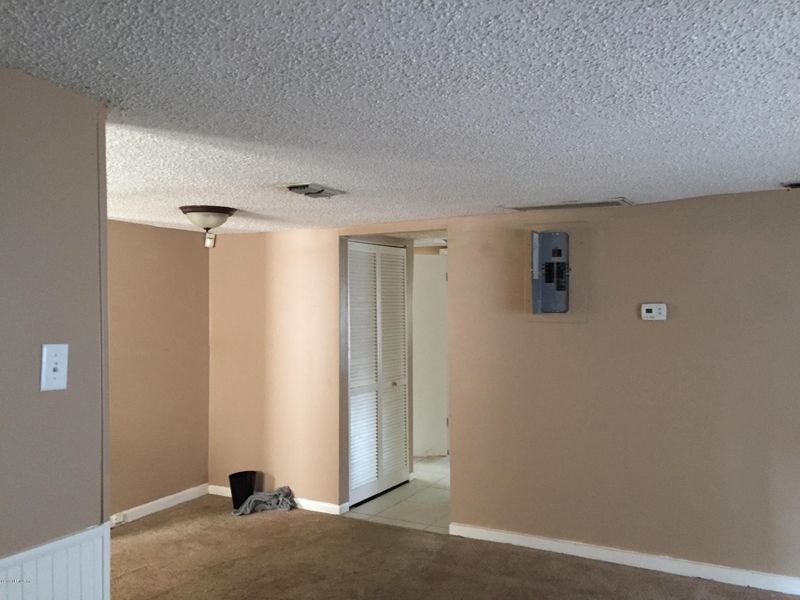 2838 Myrtis Rd, Jacksonville, FL 32218
