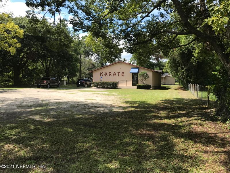 2839 Dunn Ave, Jacksonville, FL 32218