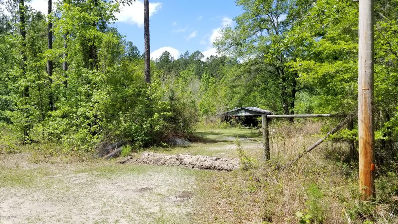 2840 Spring Dr, Middleburg, FL 32068