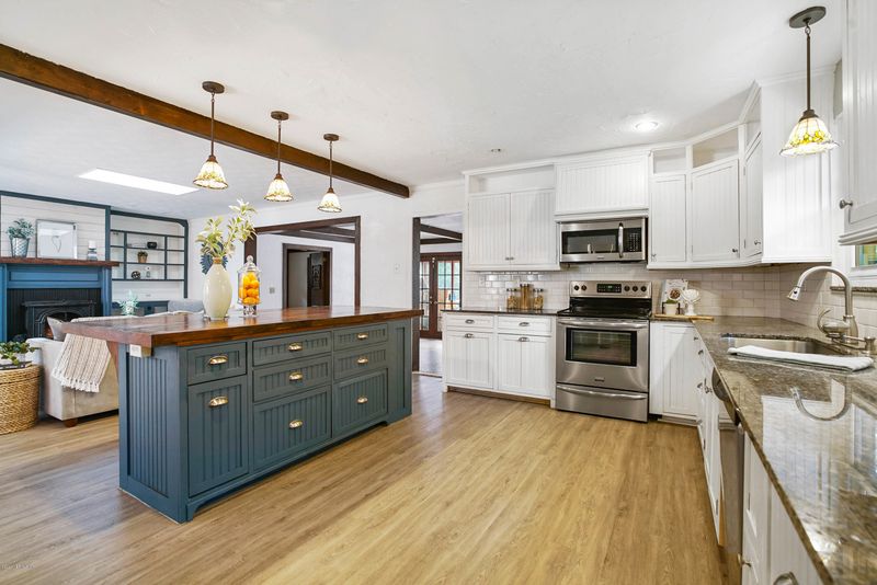 2846 River Oak Dr, Orange Park, FL 32073