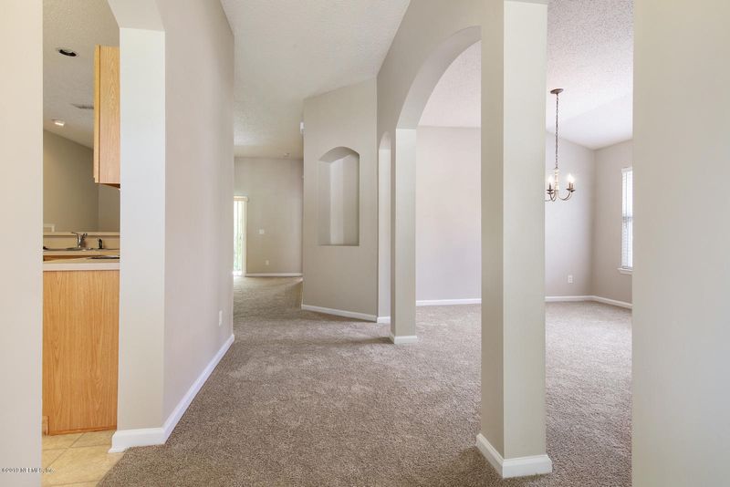 2850 Coachman Lakes Dr, Jacksonville, FL 32246