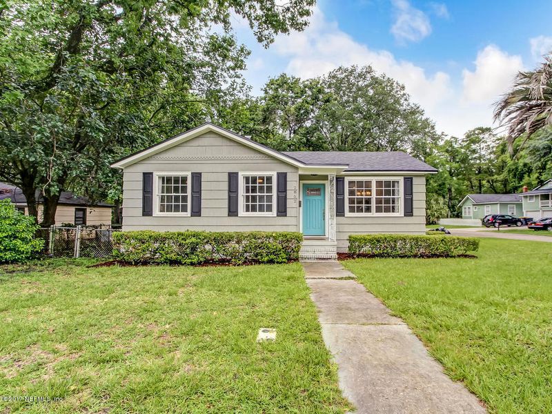 2852 Cherokee Cir W, Jacksonville, FL 32205