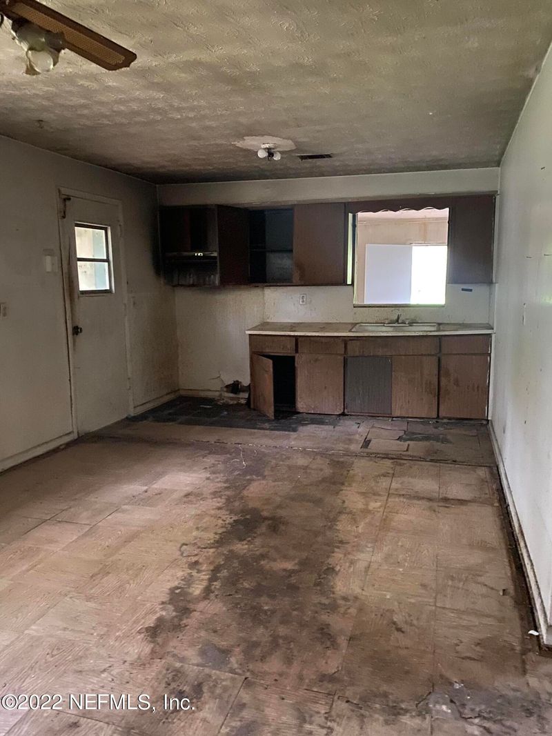 2853 W 1st St, Jacksonville, FL 32254