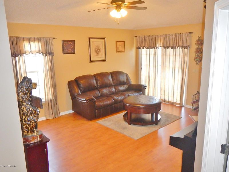 2855 Tuscarora Trl, Middleburg, FL 32068