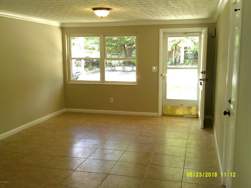 2858 Goldenrod Cir E, Jacksonville, FL 32246