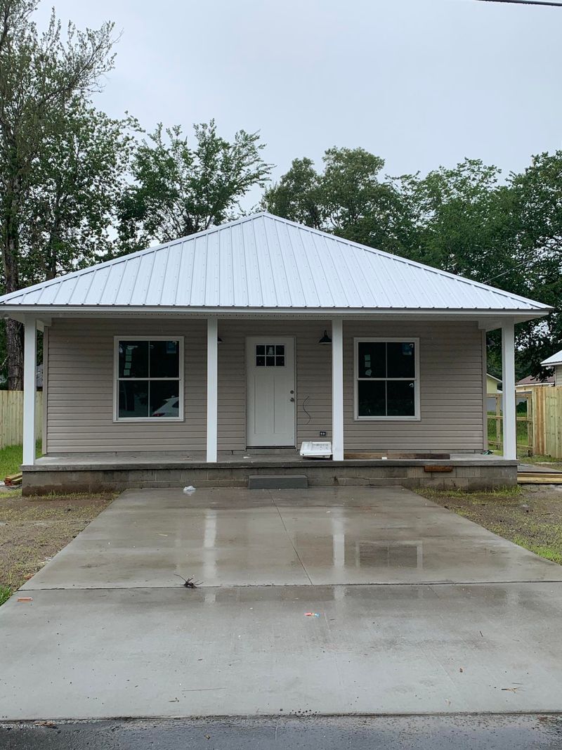 2861 N Eighth St, St Augustine, FL 32084