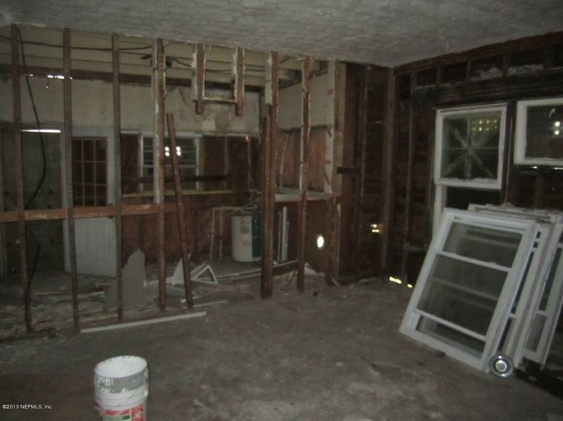 2861 Post St, Jacksonville, FL 32205