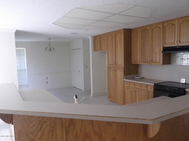 2863 Selawick Ln, Jacksonville, FL 32218