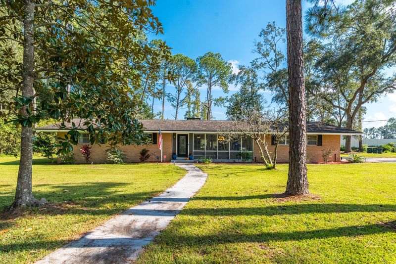 2865 Synhoff Dr, Jacksonville, FL 32216