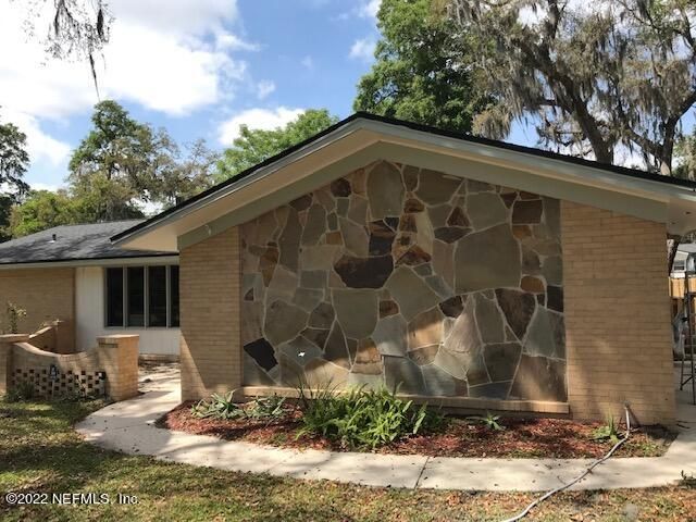 2872 Paces Ferry Rd W, Orange Park, FL 32073