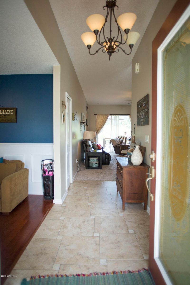 2875 Coachman Lakes Ct, Jacksonville, FL 32246