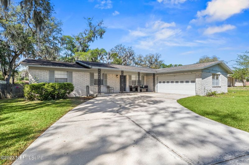 2876 Holly Ridge Dr, Orange Park, FL 32073