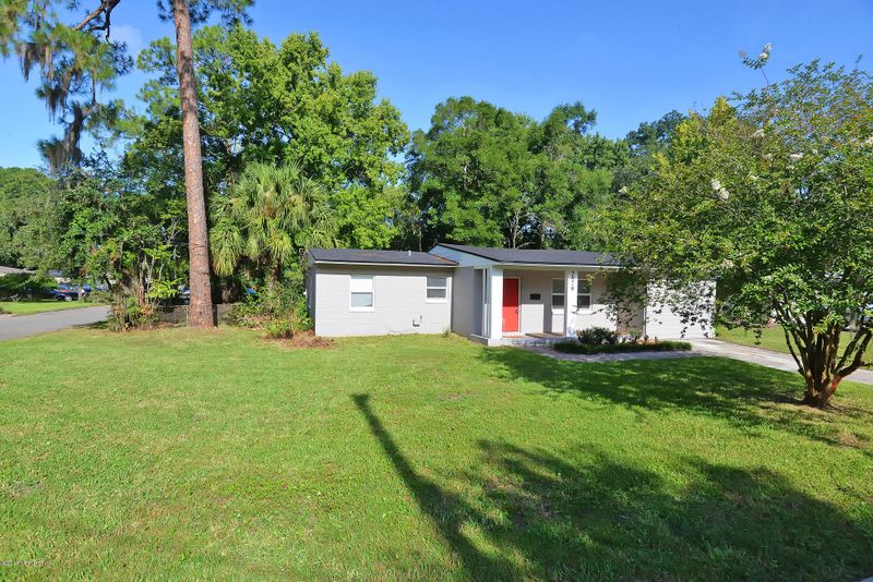 2878 Belair Rd E, Jacksonville, FL 32207