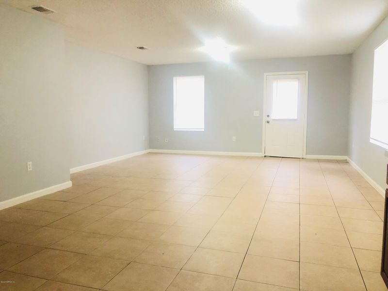 2879 W 8th St, Jacksonville, FL 32254