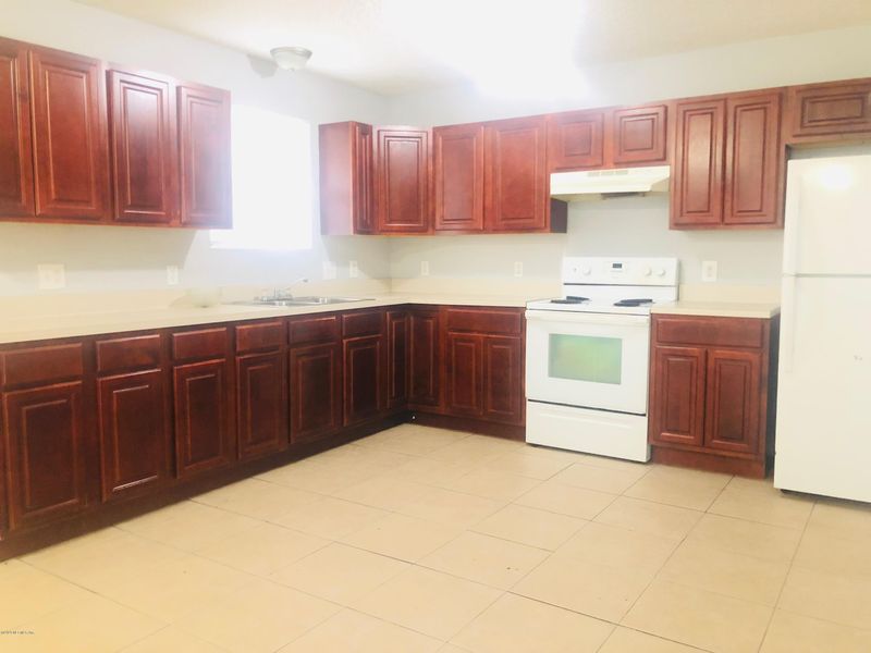 2879 W 8th St, Jacksonville, FL 32254