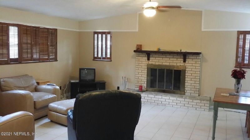 2886 River Oak Dr, Orange Park, FL 32073