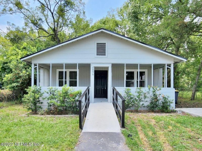 2896 Dignan St, Jacksonville, FL 32254