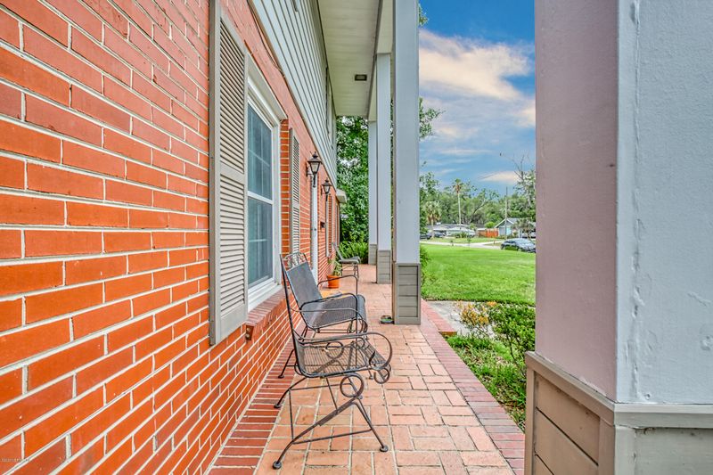 29 Oakwood Rd, Jacksonville Beach, FL 32250