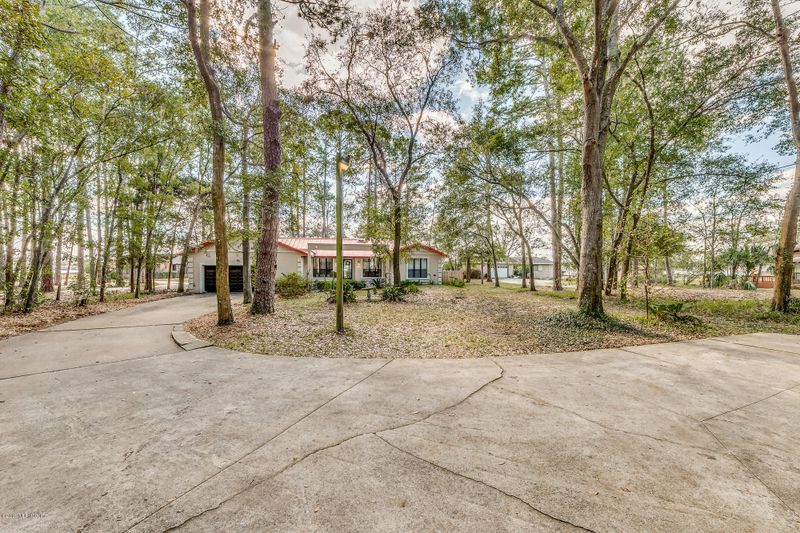 290 Broward Rd, Jacksonville, FL 32218