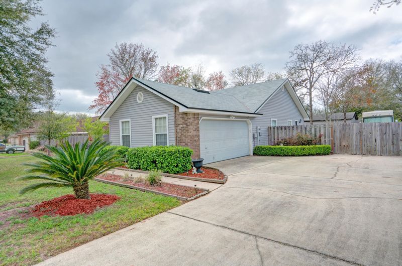 2904 Flatbush Pl, Green Cove Springs, FL 32043