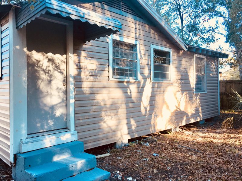 2904 Moncrief Rd, Jacksonville, FL 32209