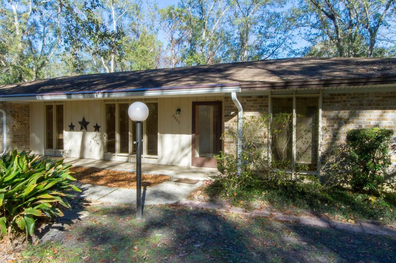 2905 Gordon St E, Orange Park, FL 32073