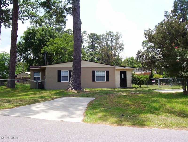 2907 Belfort Rd, Jacksonville, FL 32216