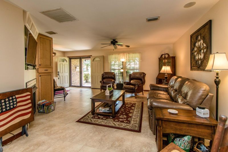 2909 Circle Ridge Dr, Orange Park, FL 32065