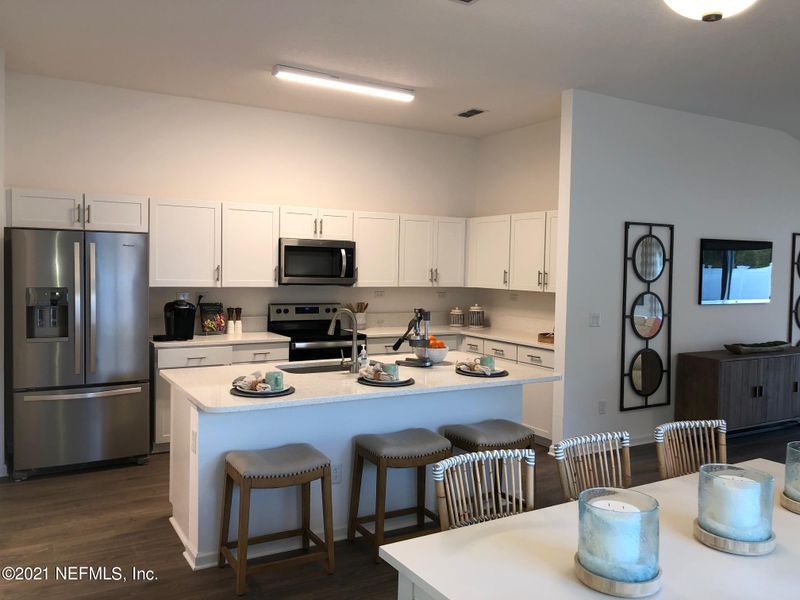 2914 Hanging Valley Ln, Orange Park, FL 32065