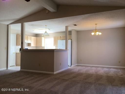 2915 Biloxi Trl, Middleburg, FL 32068