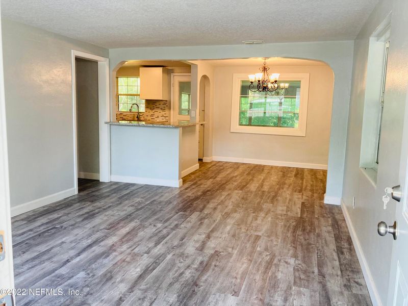 2918 Farmer Ter, Jacksonville, FL 32216