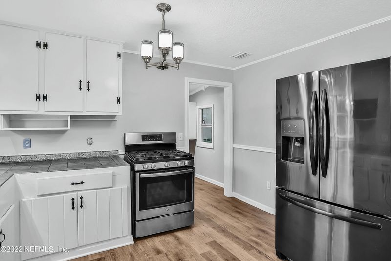 2918 Jones Rd, Jacksonville, FL 32220