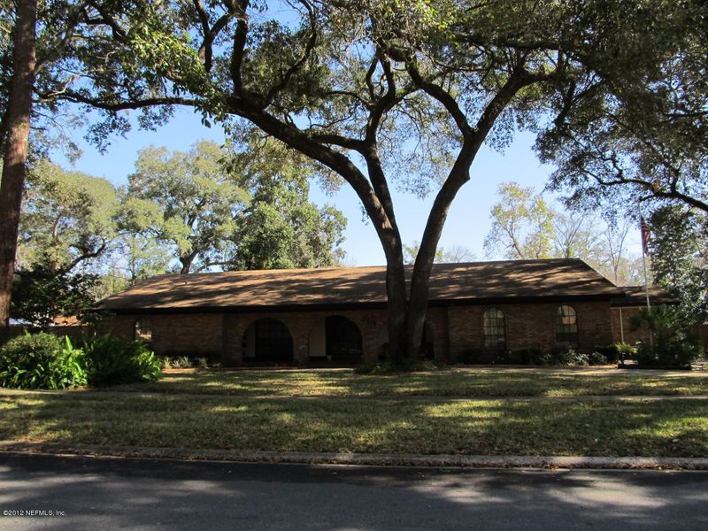 2919 W Admirals Walk Dr, Orange Park, FL 32073