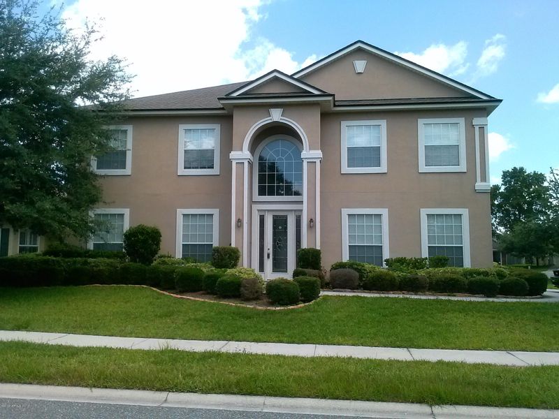 2920 Thorncrest Dr, Orange Park, FL 32065