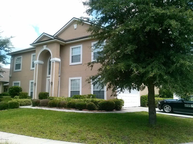 2920 Thorncrest Dr, Orange Park, FL 32065