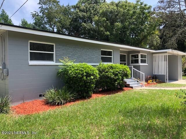 2925 Cesery Blvd, Jacksonville, FL 32277