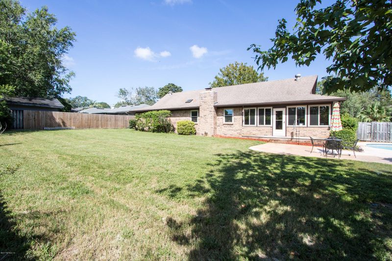 293 Crookedridge Ct, Orange Park, FL 32065