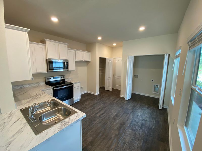 293 Pistachio Pl, Jacksonville, FL 32216