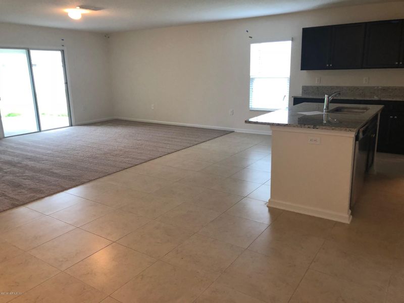 2934 Hanging Valley Ln, Orange Park, FL 32065