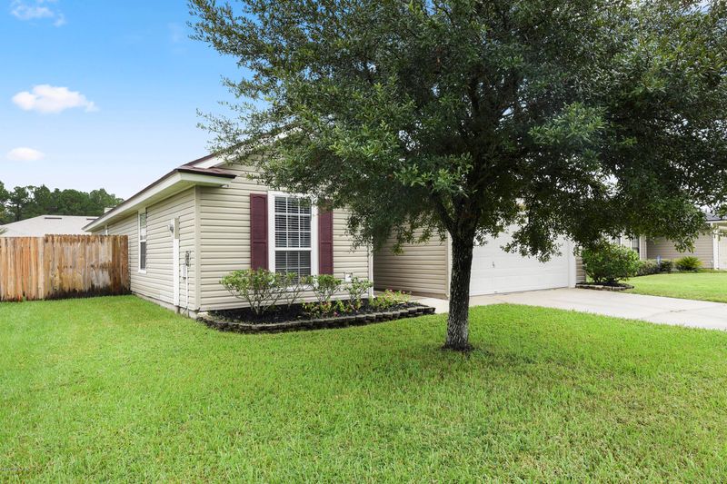 2938 Biloxi Trl, Middleburg, FL 32068