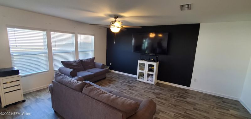 2938 Hanging Valley Ln, Orange Park, FL 32065