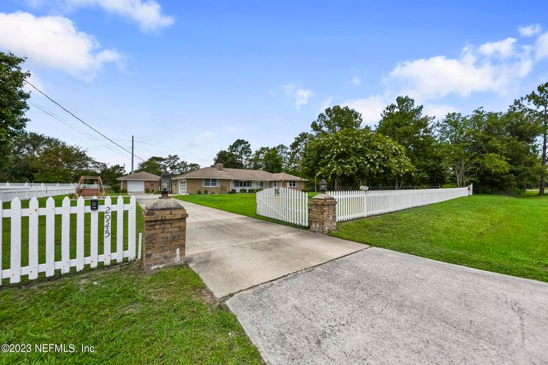 2945 Florence Dr, Middleburg, FL 32068