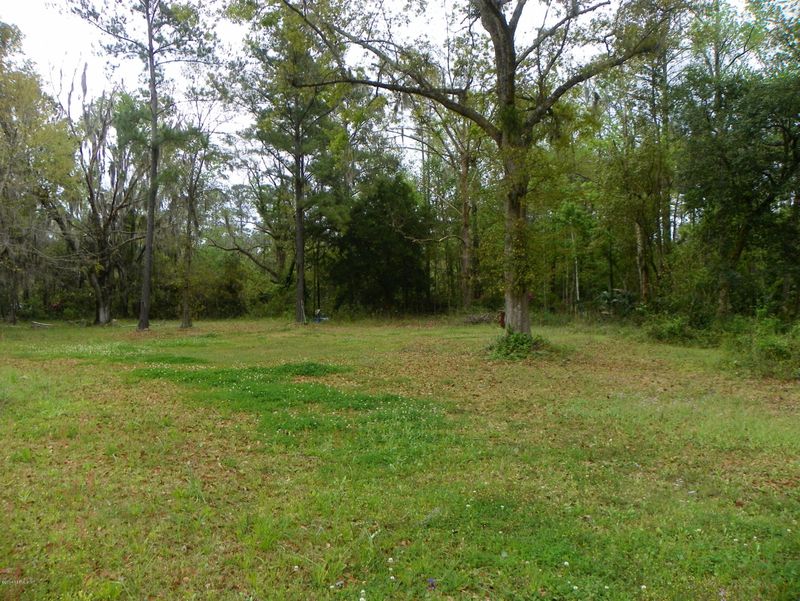 2947 Dickinson Rd, Jacksonville, FL 32216