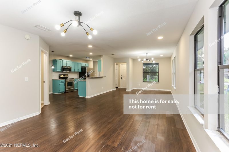 2967 Ernest St, Jacksonville, FL 32205