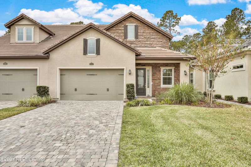 2974 Lucena Ln, Jacksonville, FL 32246